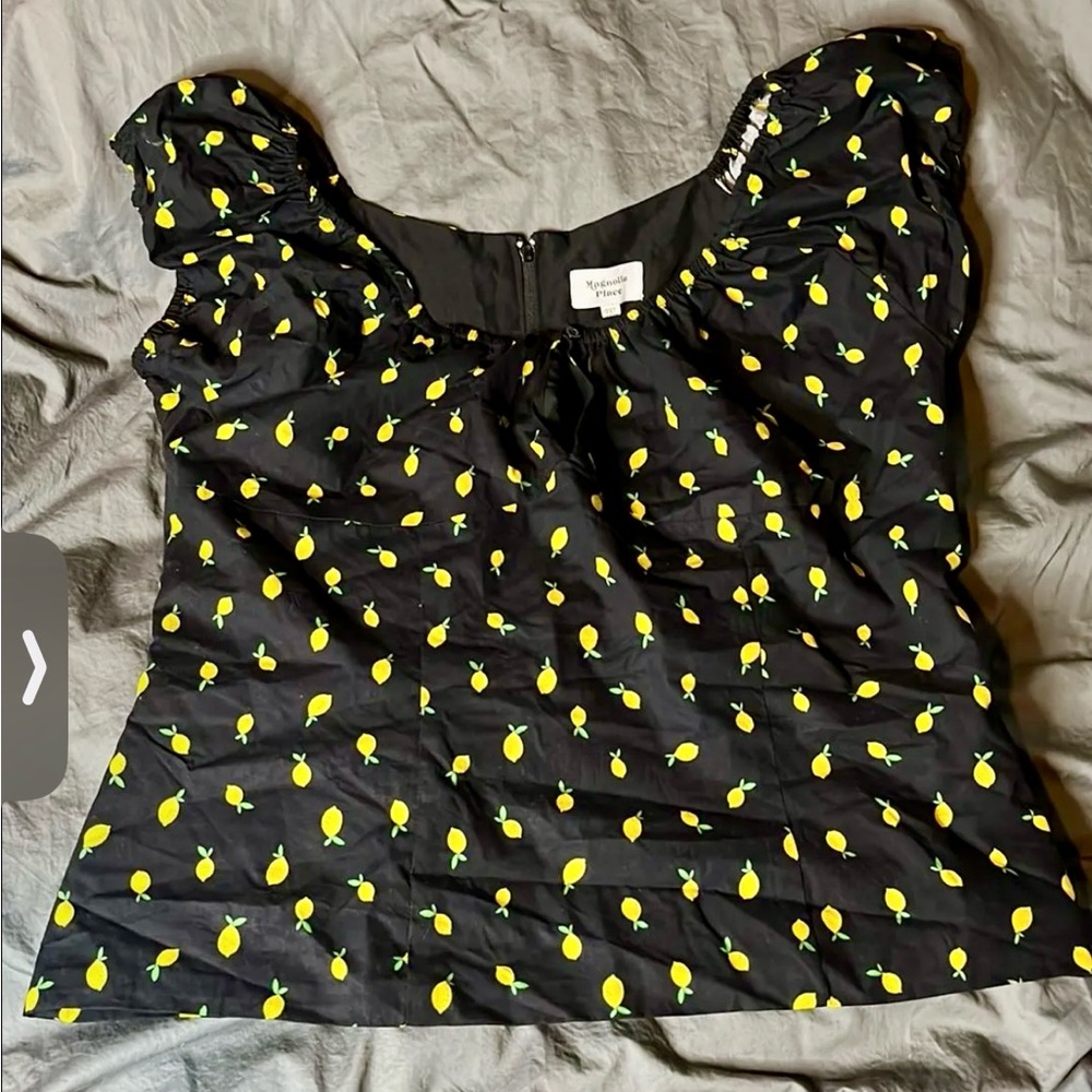 Magnolia Place Lemon Print Milkmaid Top